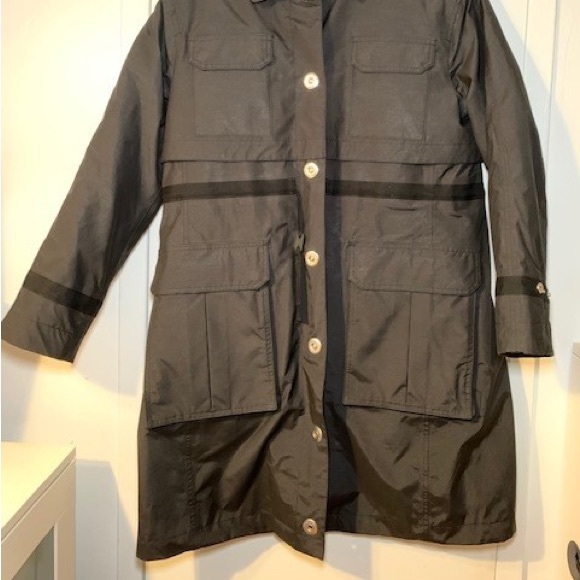 Hunter Parka in Black - Picture 3 of 9